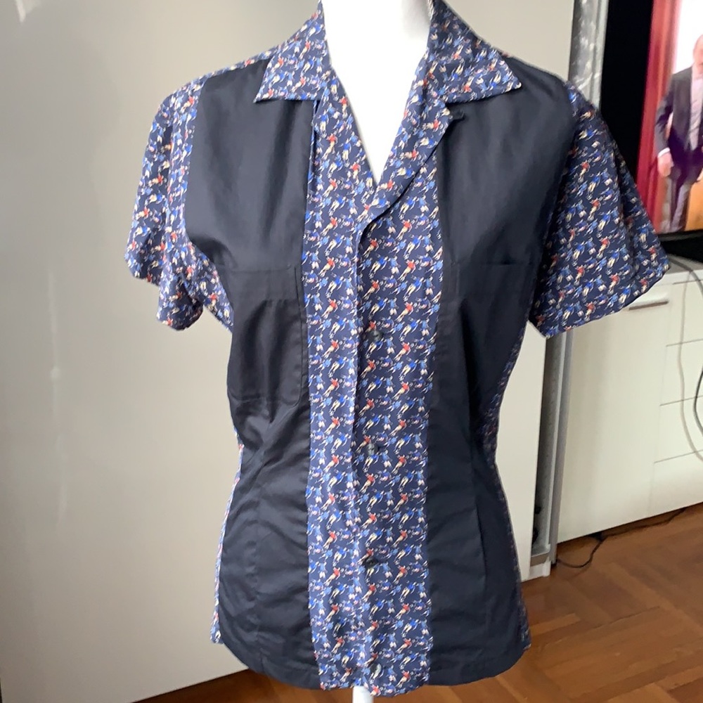 Rare, fun DOLCE GABBANA SHIRT, size 6, worn once